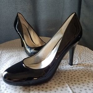 Jessica Simpson patent leather heels